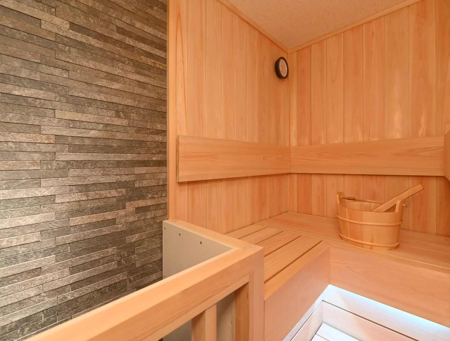 PRIVATE SAUNA ZERO
