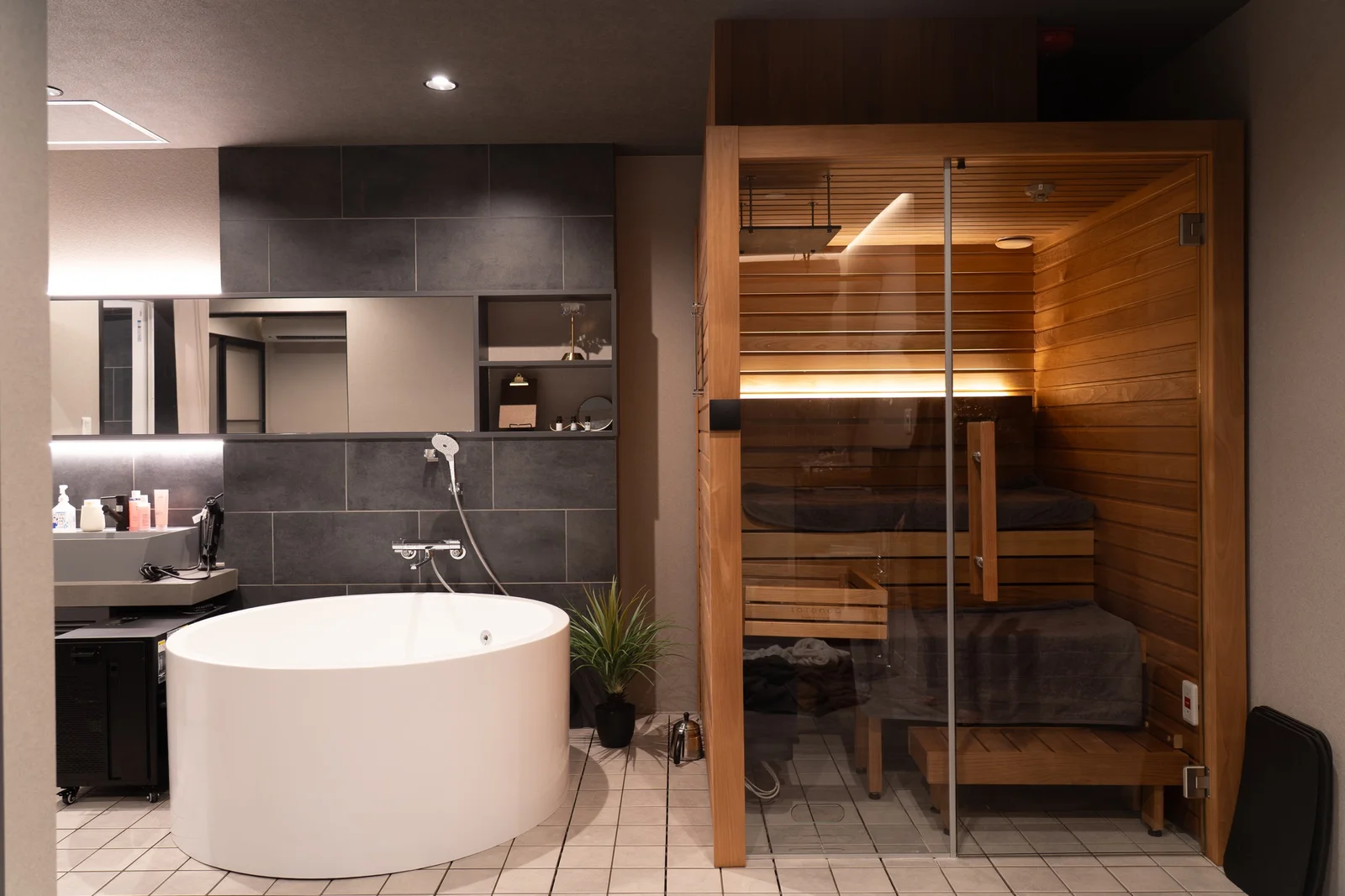 SARA SAUNA