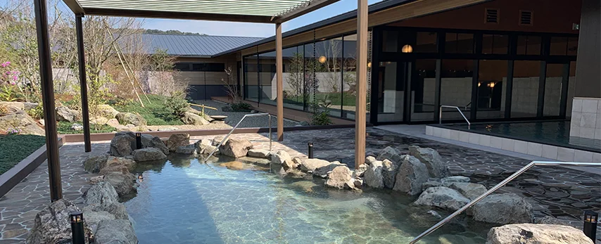 源泉掛け流し温泉 妻湯